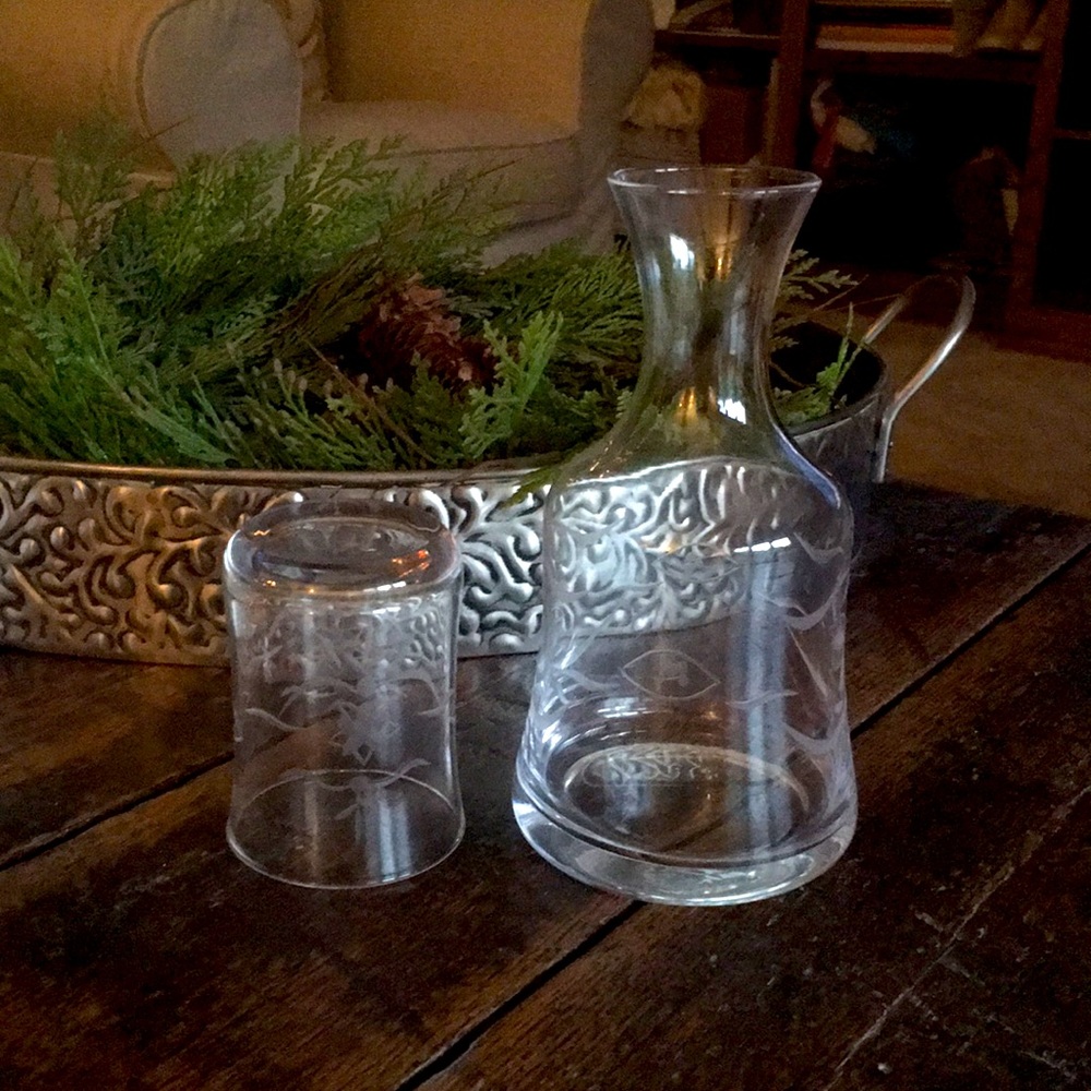 Etched glass decanter with glass
